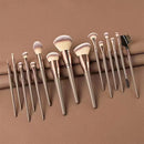 Kit Profissional com 15 Pincéis de Maquiagem ✨ Pincéis para Base, Blush, Contorno, Sombras, Corretivo e Pó — Acabamento Perfeito