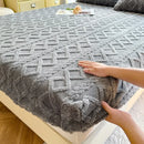 Lençol com Elástico Plush Flannel Coral Fleece Premium 🧸❄️ Super Macio e Quentinho para Inverno | Cama Casal e Queen
